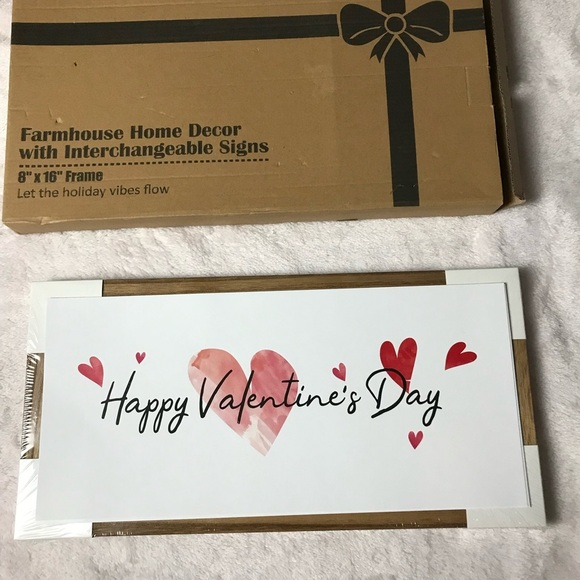 Farmhouse Wall Decor Sign Christmas with 10 Interchangeable Holiday signs New - Picture 10 of 13